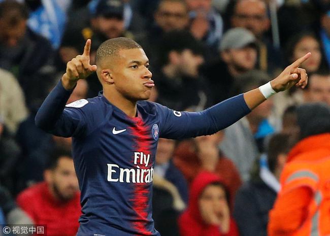 他在训练中 他在训练中