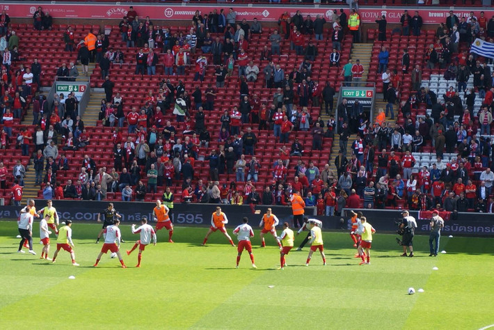 并酌情开启 并酌情开启